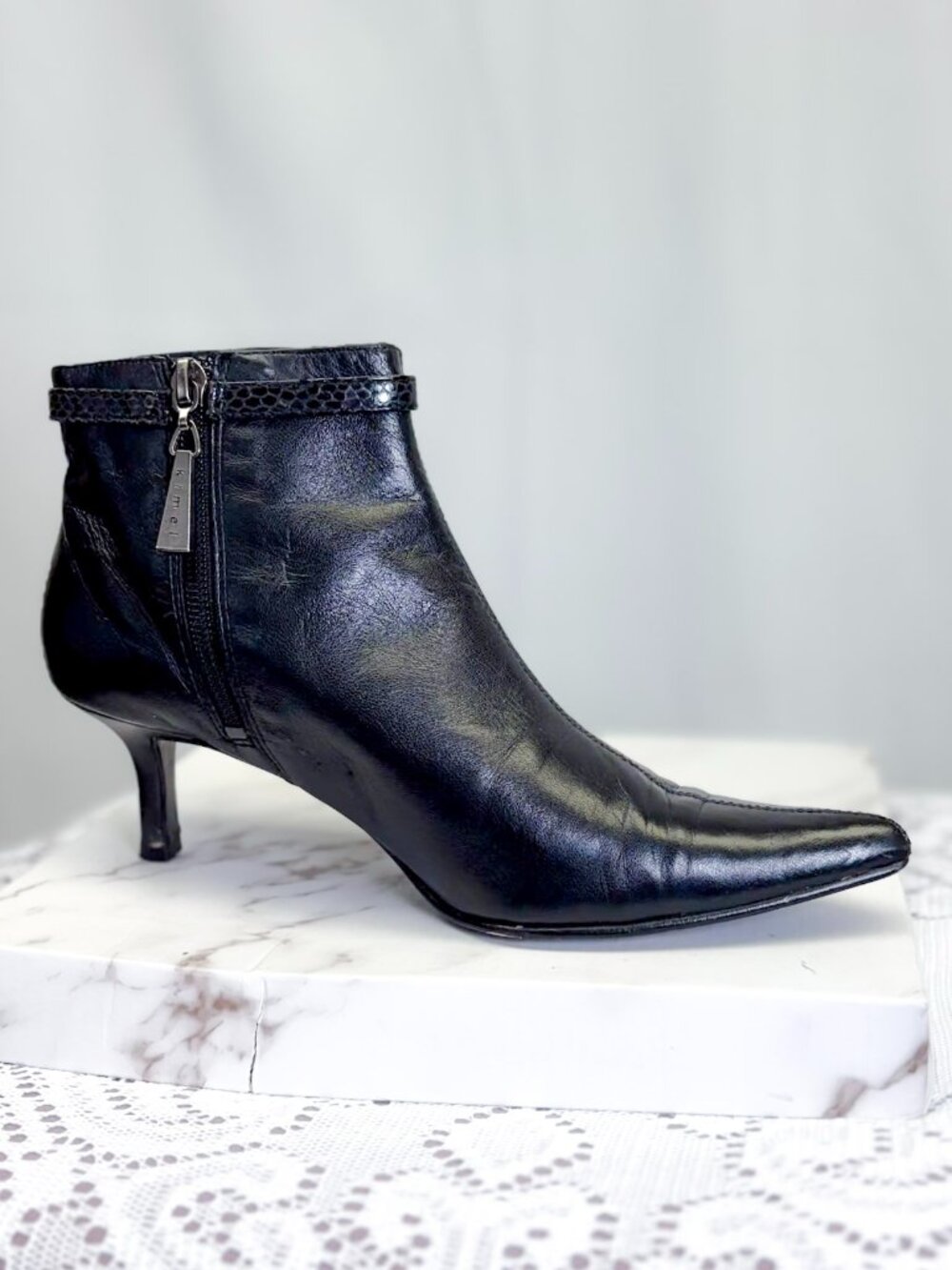 Unique Black Leather Buckle Ankle Boots KiMEL Brand Womens Kitten Heel Size 6